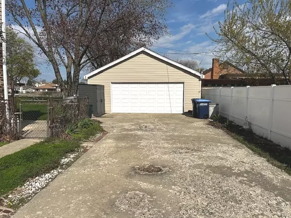 Northlake, IL 60164,115 N Lavergne Avenue