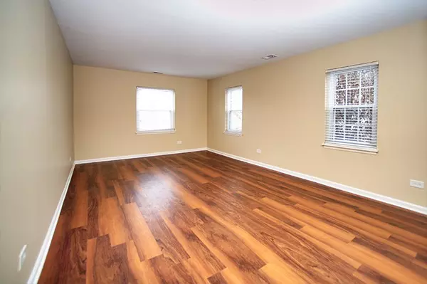 Rolling Meadows, IL 60008,Address not disclosed