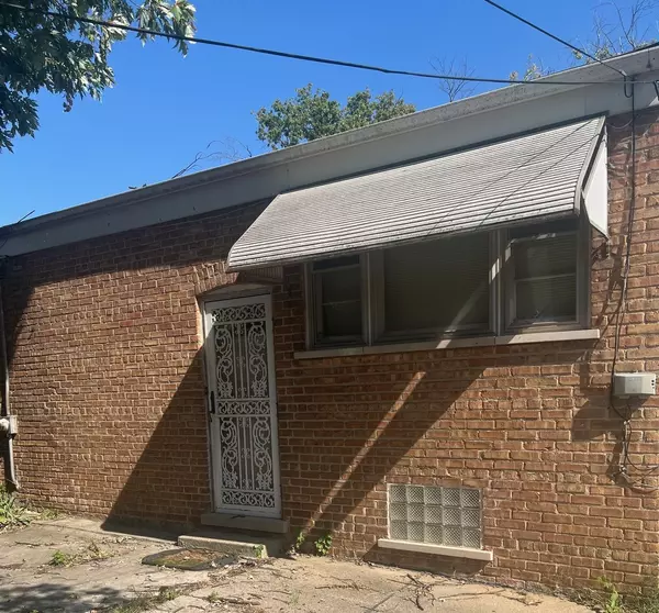 Dolton, IL 60419,14222 S Woodlawn Avenue