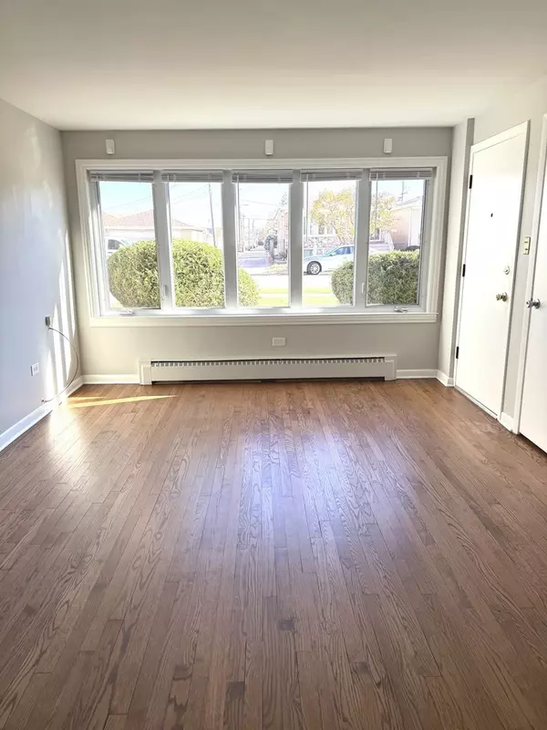 4644 N Sayre Avenue #1, Harwood Heights, IL 60706