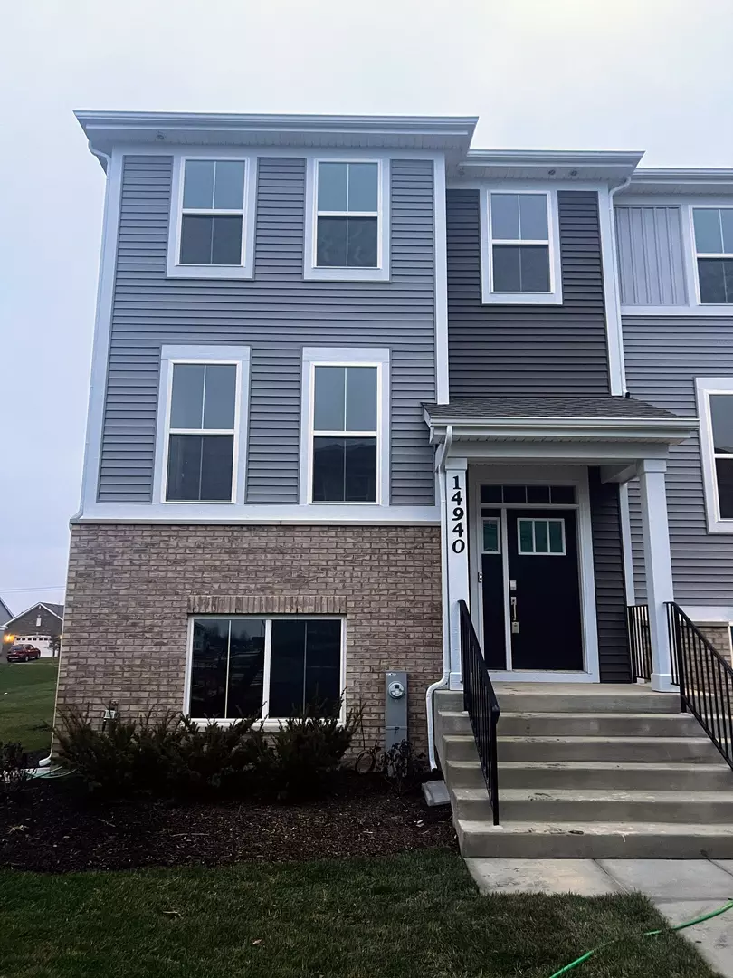 Plainfield, IL 60544,14940 S Dyer Lane #14940
