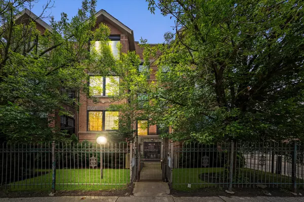 Chicago, IL 60637,1363 E 64th Street #1