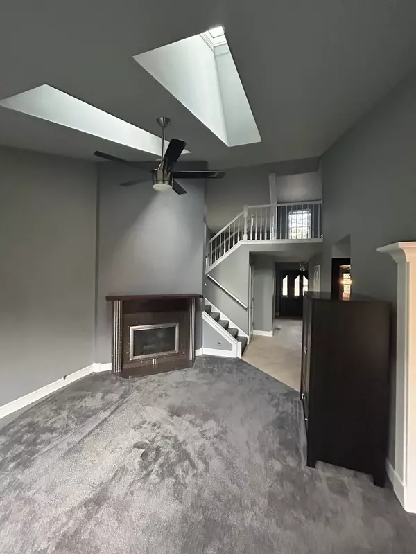 Bloomingdale, IL 60108,288 Lorraine Circle