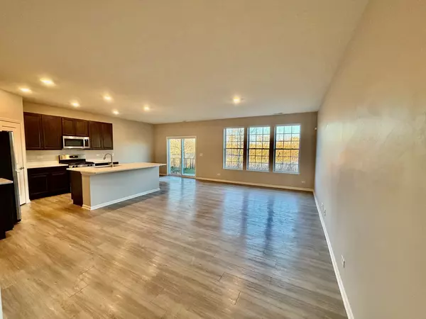 Mchenry, IL 60050,1327 Draper Road