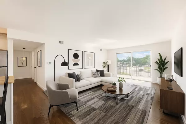 9820 S Pulaski S Road #213, Oak Lawn, IL 60453