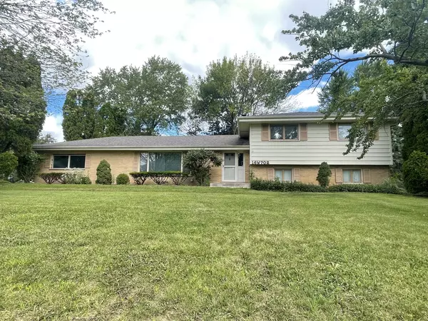 Willowbrook, IL 60527