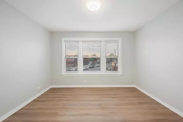 Chicago, IL 60651,3966 W Grand Avenue #2F