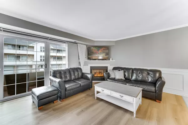 Worth, IL 60482,10832 S 76TH Avenue #2T