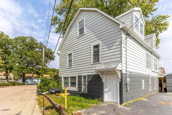 Fox Lake, IL 60020,163 Eagle Point Road #1