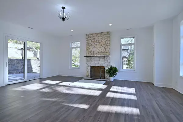 Algonquin, IL 60102,615 Harper Drive