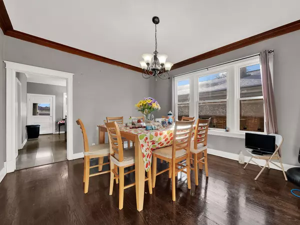 Chicago, IL 60629,6333 S Whipple Street