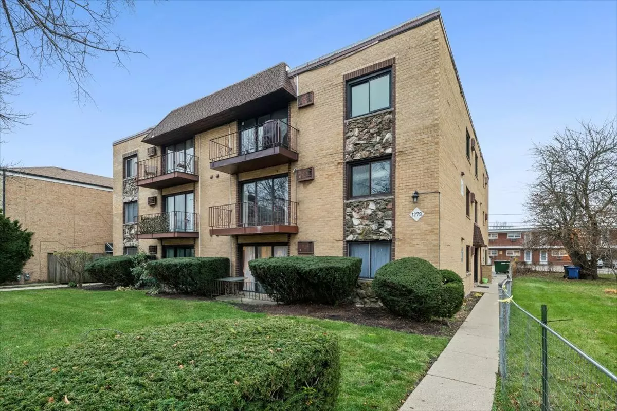 Des Plaines, IL 60016,1279 Harding Avenue #3D
