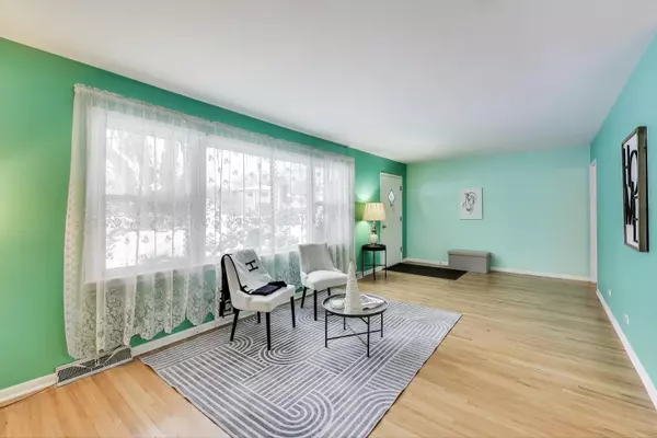 Bartlett, IL 60103,1046 Martingale Drive