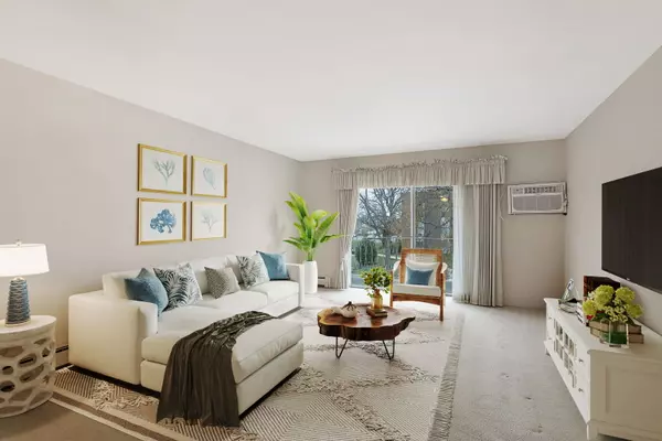 Lombard, IL 60148,Address not disclosed