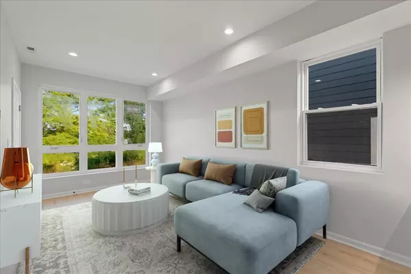 Chicago, IL 60653,4537 S Evans Avenue #2