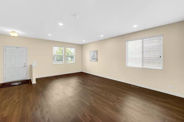 Volo, IL 60073,821 Chopin Place