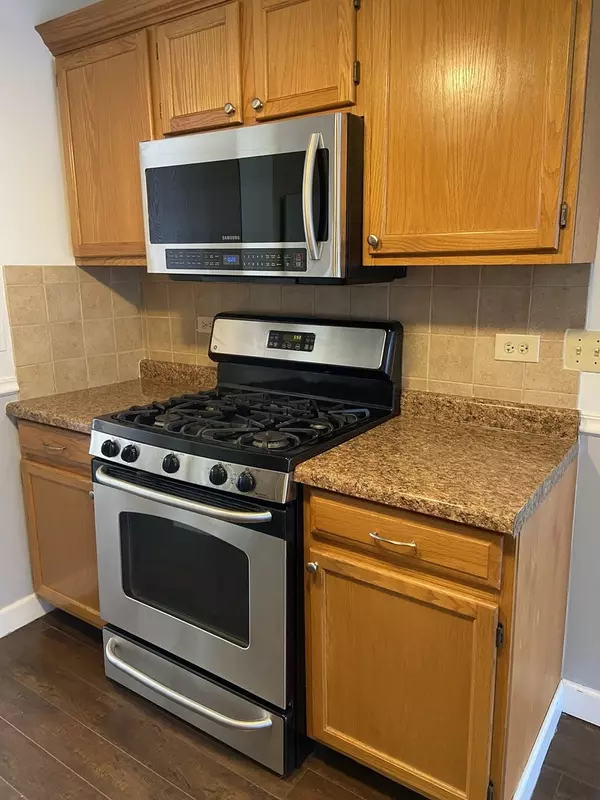 Plainfield, IL 60586,2203 Rossiter Parkway