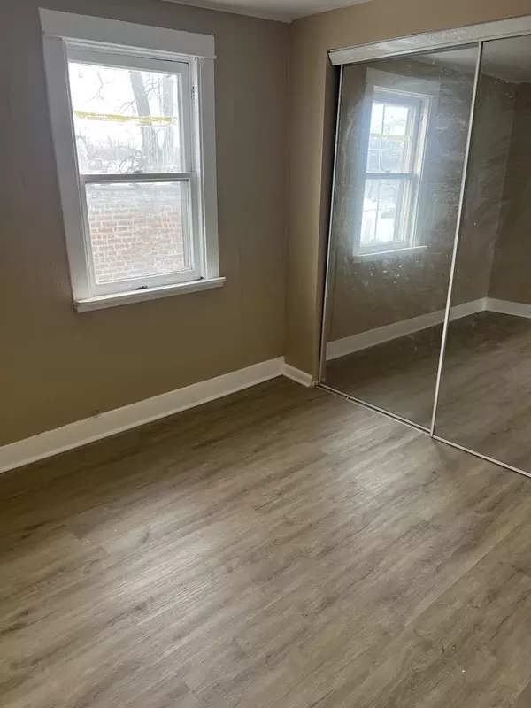 Chicago Heights, IL 60411,Address not disclosed