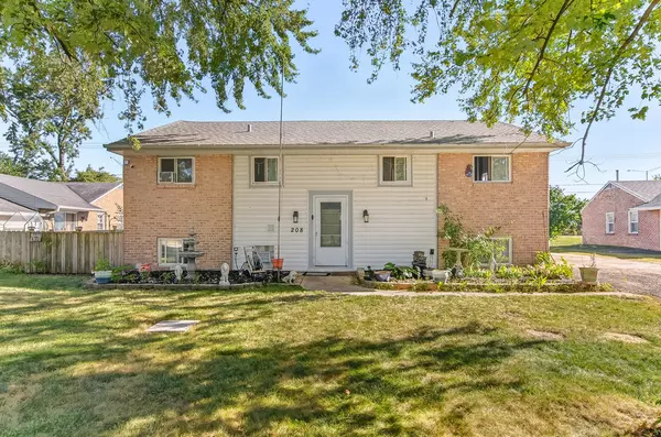 208 S Pinecrest Road, Bolingbrook, IL 60440