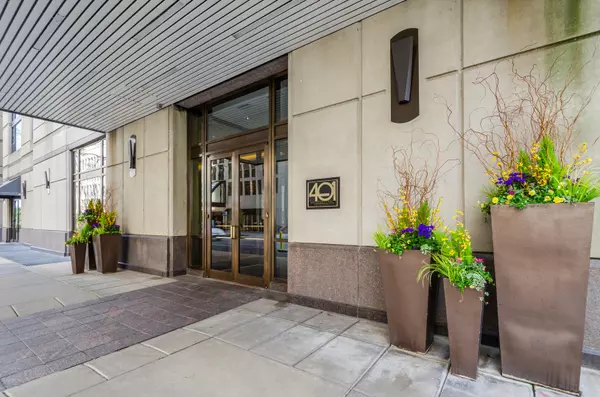 401 E ONTARIO Street #2506, Chicago, IL 60611