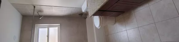 Mount Prospect, IL 60056,539 Ida Court #2