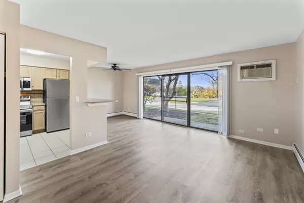 Vernon Hills, IL 60061,Address not disclosed