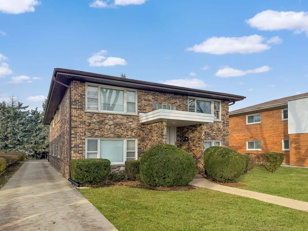 Brookfield, IL 60513,4614 Vernon Avenue #4