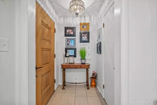 Elgin, IL 60123,369 Vincent Place