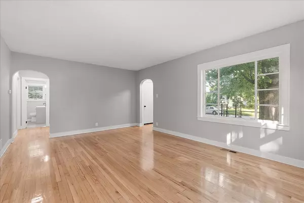 Hazel Crest, IL 60429,16930 Winchester Avenue