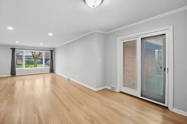 Wilmette, IL 60091,Address not disclosed