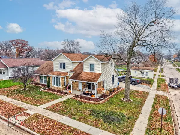 Oglesby, IL 61348,204 N Woodland Avenue