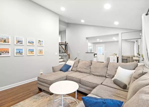 Niles, IL 60714,Address not disclosed