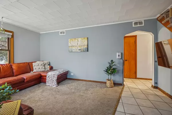 Midlothian, IL 60445,14317 Kilbourne Avenue