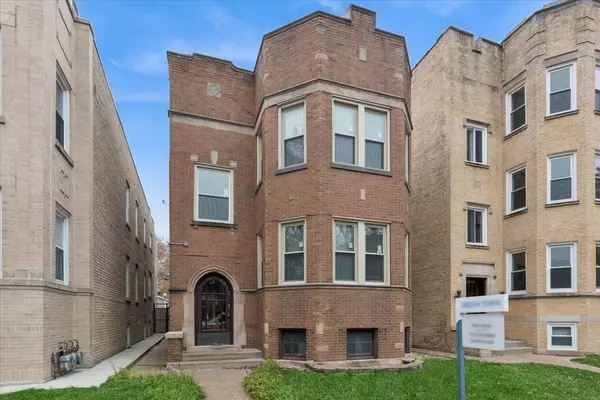 5412 N Kimball Avenue #2, Chicago, IL 60625