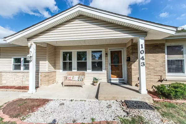 Elk Grove Village, IL 60007,1043 Elmwood Lane