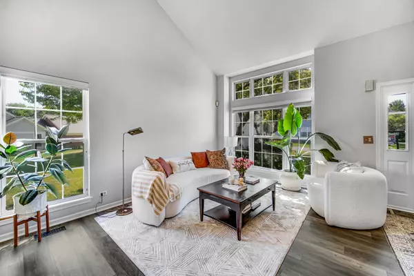 Gurnee, IL 60031,36217 N Old Creek Court