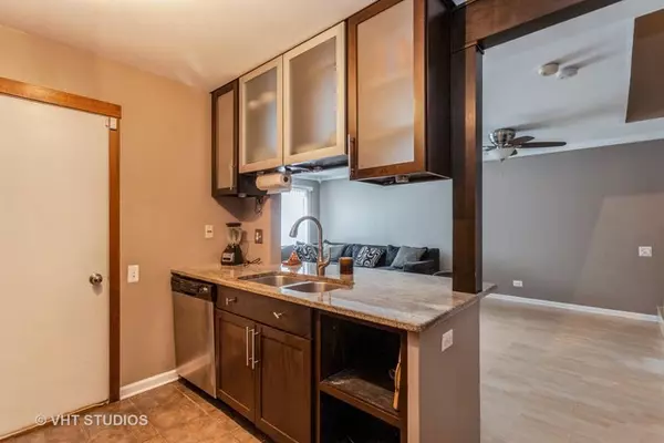 Naperville, IL 60564,1410 Normantown Road #1410