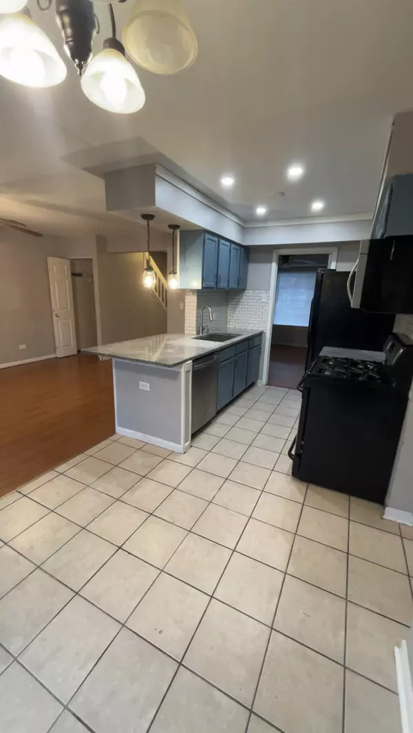 Island Lake, IL 60042,617 Yale Lane #617