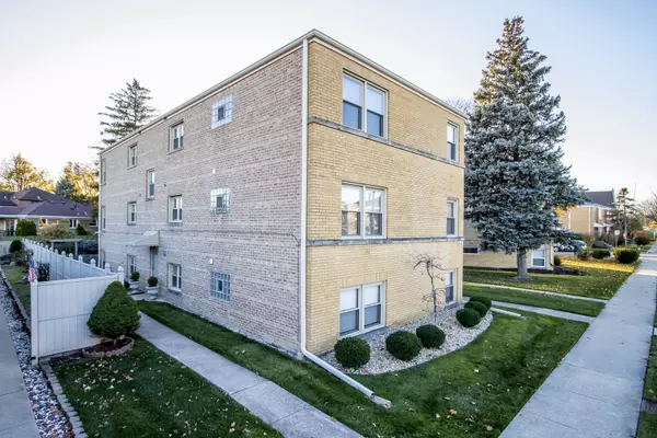 Chicago, IL 60656,6621 W Higgins Avenue