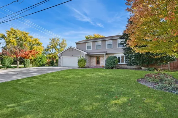 Northbrook, IL 60062,2005 Greenview Road