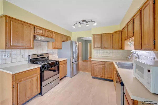 Algonquin, IL 60102,721 Brentwood Court