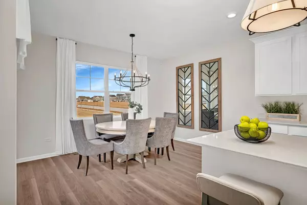 Elgin, IL 60124,308 Astor Court