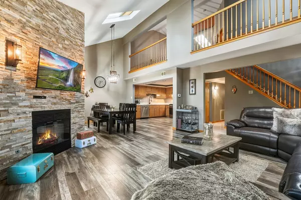 Orland Park, IL 60462,7805 W 157th Street #2S