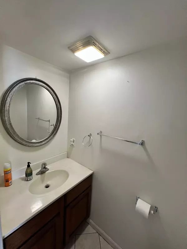 Aurora, IL 60505,1227 Marywood Court