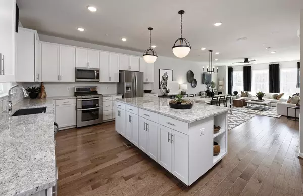 Schaumburg, IL 60193,220 Mountain Interval Road #06224