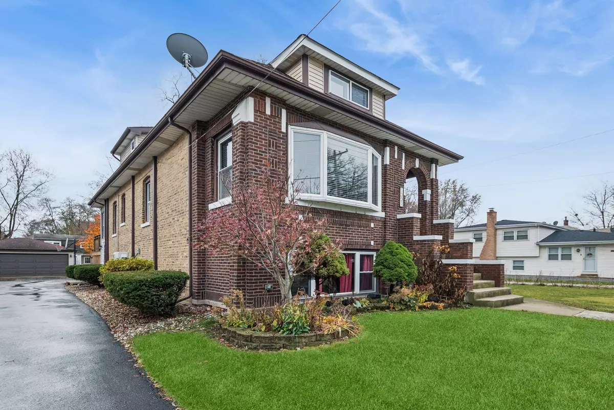 Homewood, IL 60430,1321 Ridge Road