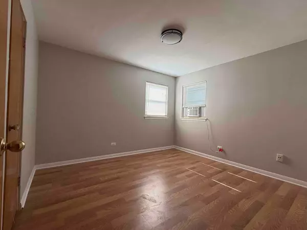 Lyons, IL 60534,7918 45th Street #W1