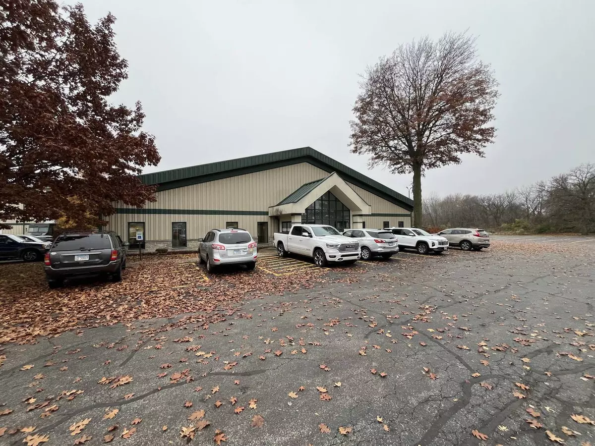 Danville, IL 61834,1222 E Voorhees Street