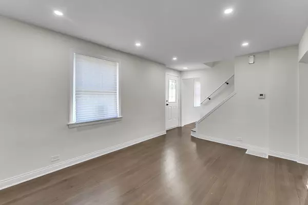 Lansing, IL 60438,17908 Commercial Avenue