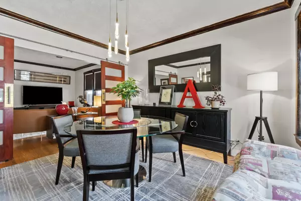 Berwyn, IL 60402,3825 Kenilworth Avenue